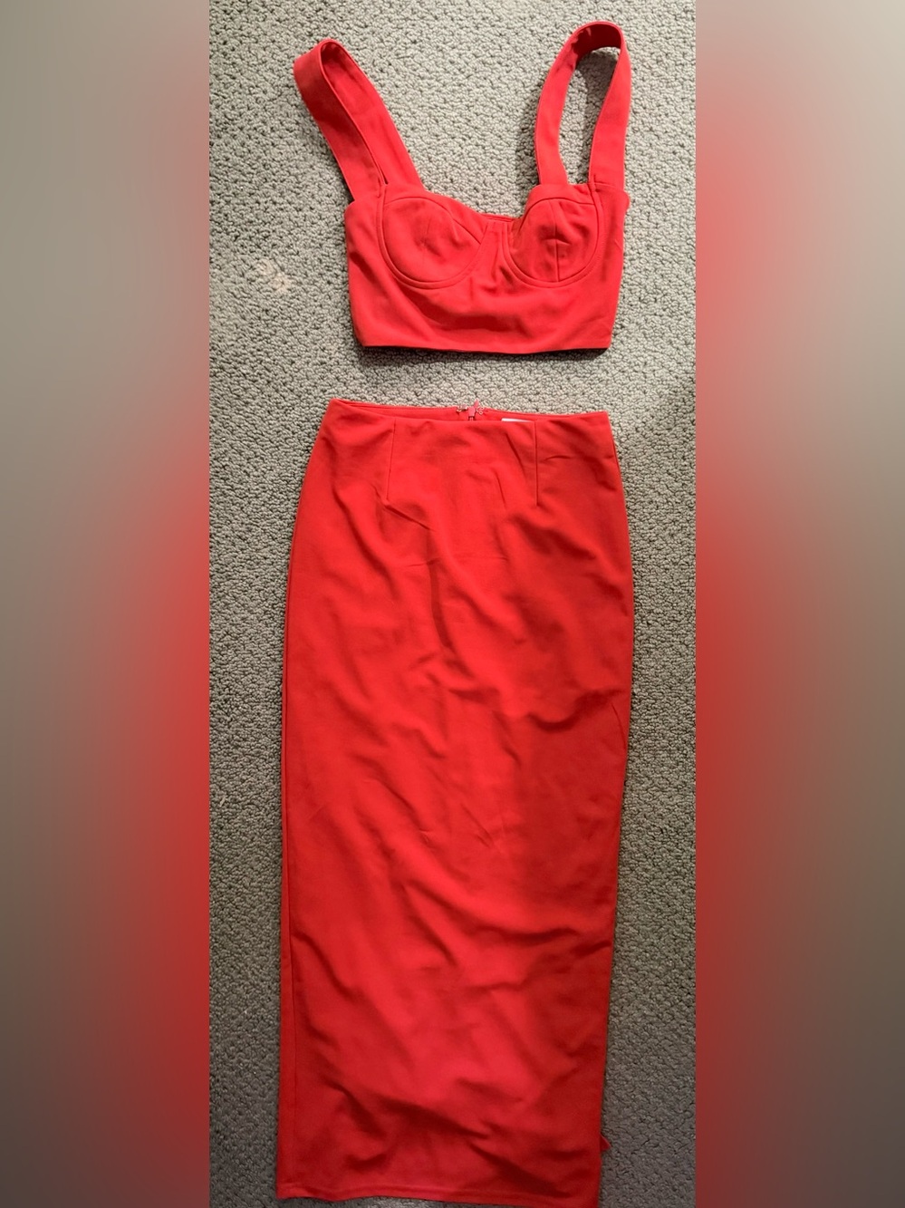 superdown Red set - Picture 2 of 7